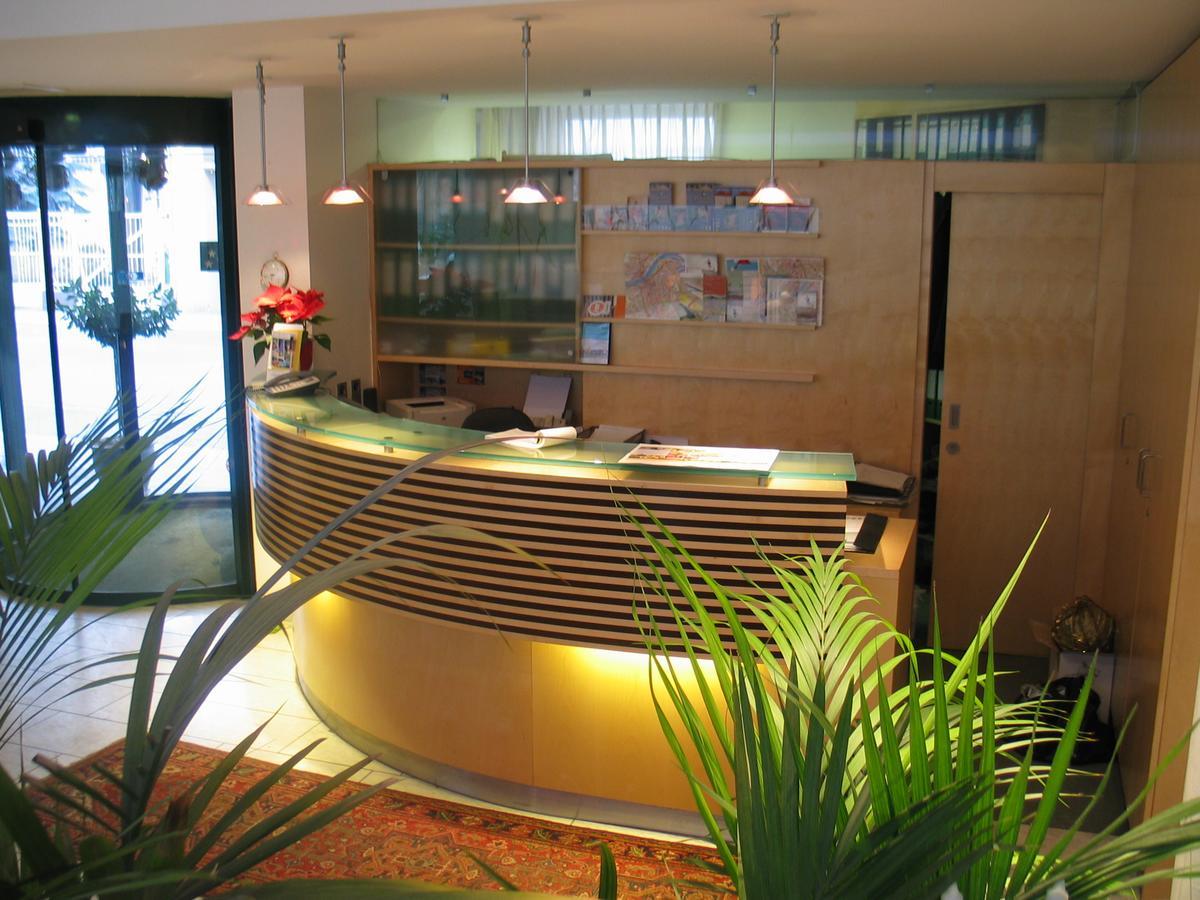 City Hotel Линц Экстерьер фото